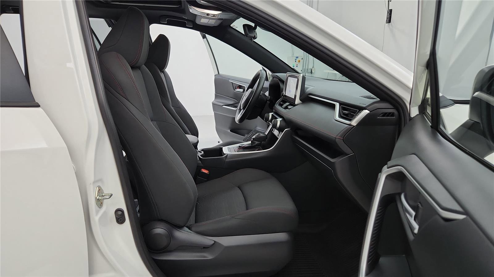 Certified 2024 Toyota RAV4 SE image 17