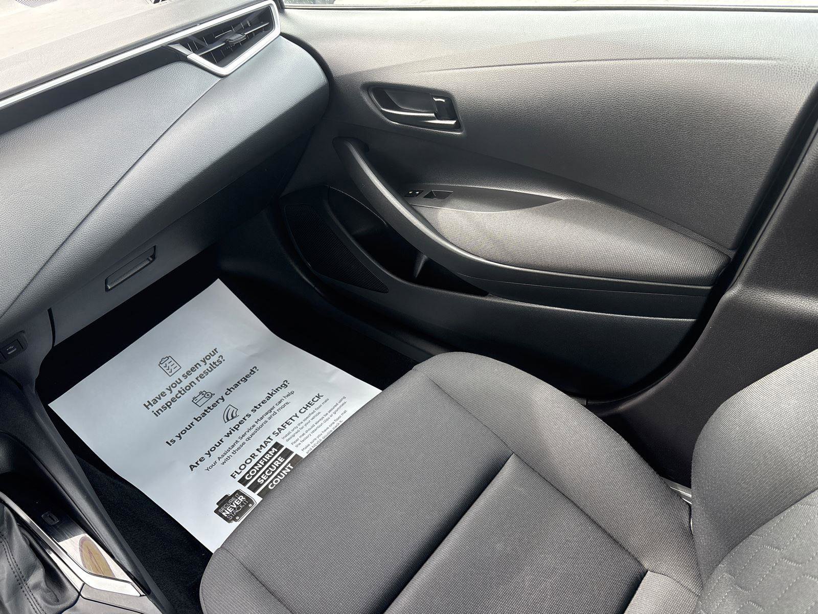 Used 2023 Toyota Corolla LE FWD image 15