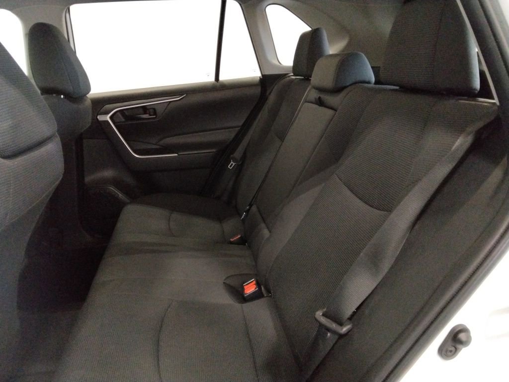 Used 2024 Toyota RAV4 LE FWD image 32