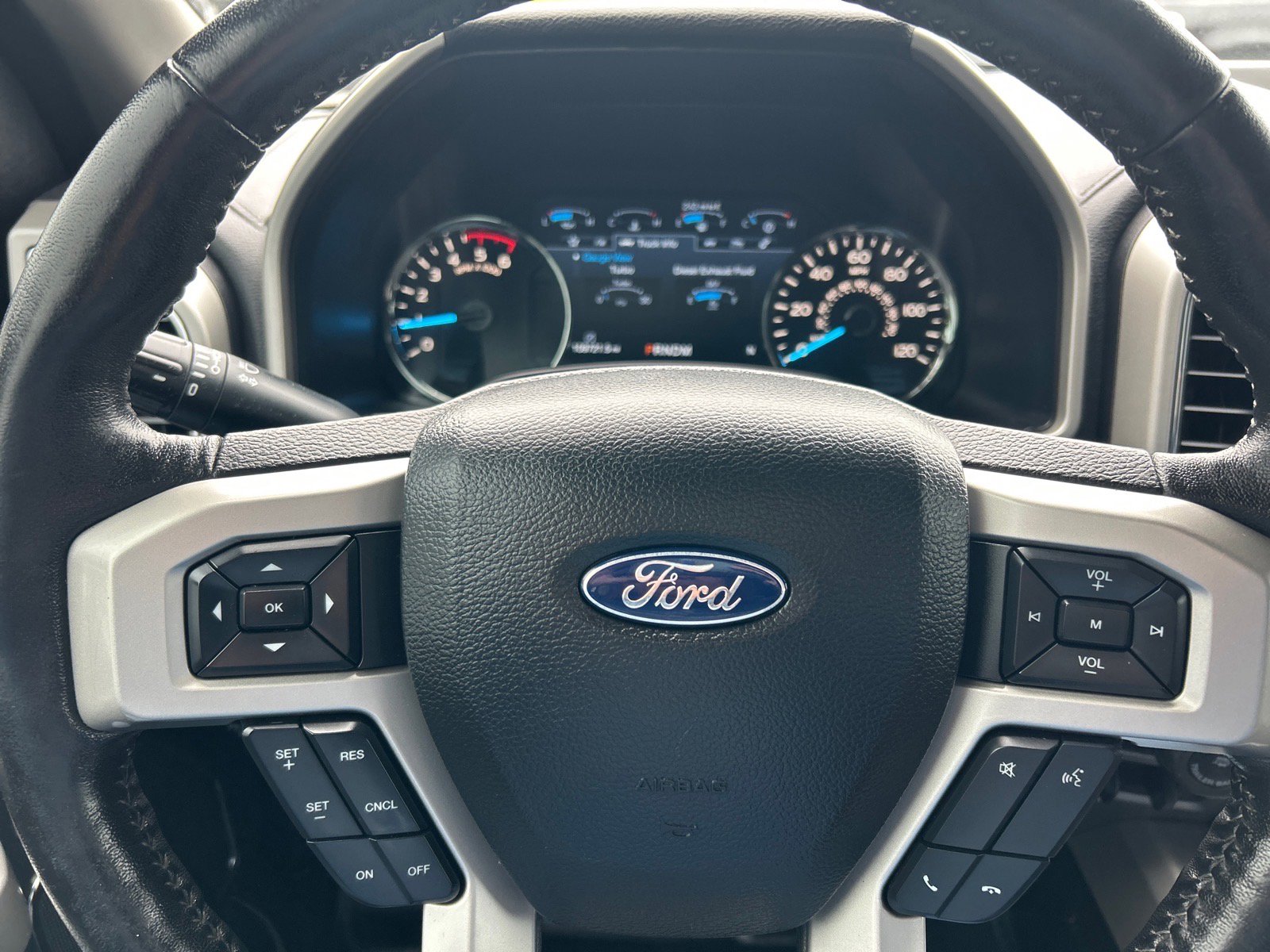Used 2018 Ford F150 Lariat w/ Equipment Group 502A Luxury AWD/4WD image 25