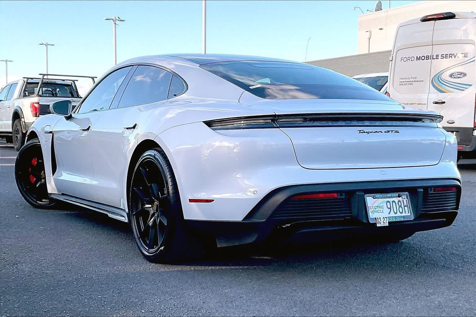 Used 2023 Porsche Taycan GTS AWD/4WD image 4