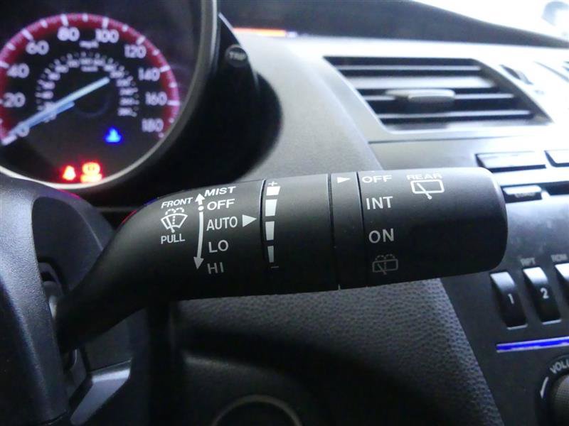 Used 2012 MAZDA MAZDA3 Touring w/ Mazdaspeed Tech Pkg FWD image 17