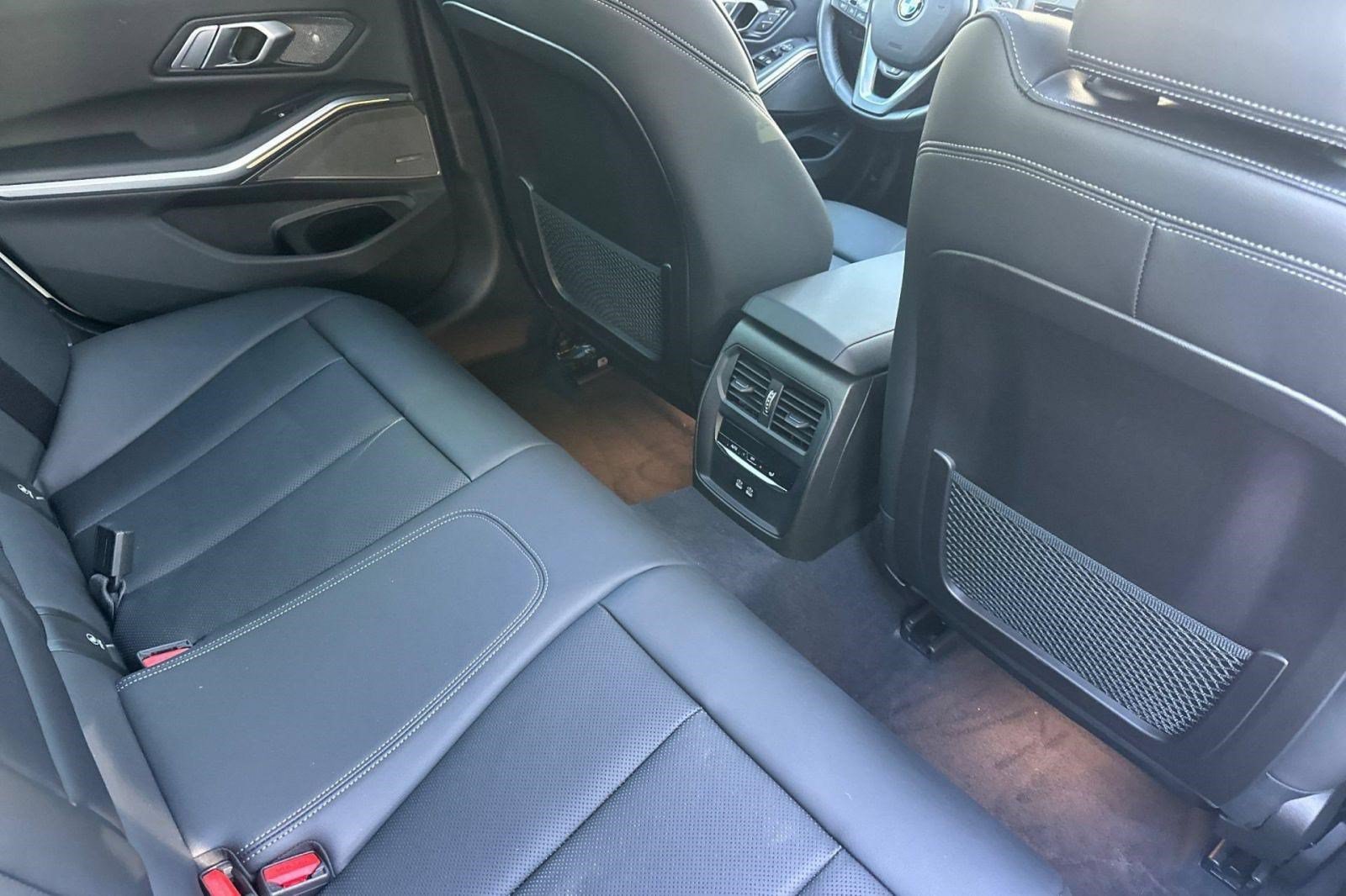 Used 2023 BMW 330i Sedan w/ Premium Package RWD image 34