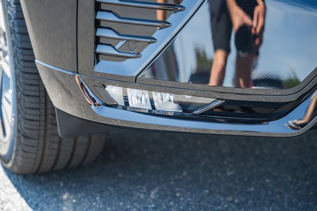 New 2027 Volvo XC60 B5 Plus AWD/4WD image 14