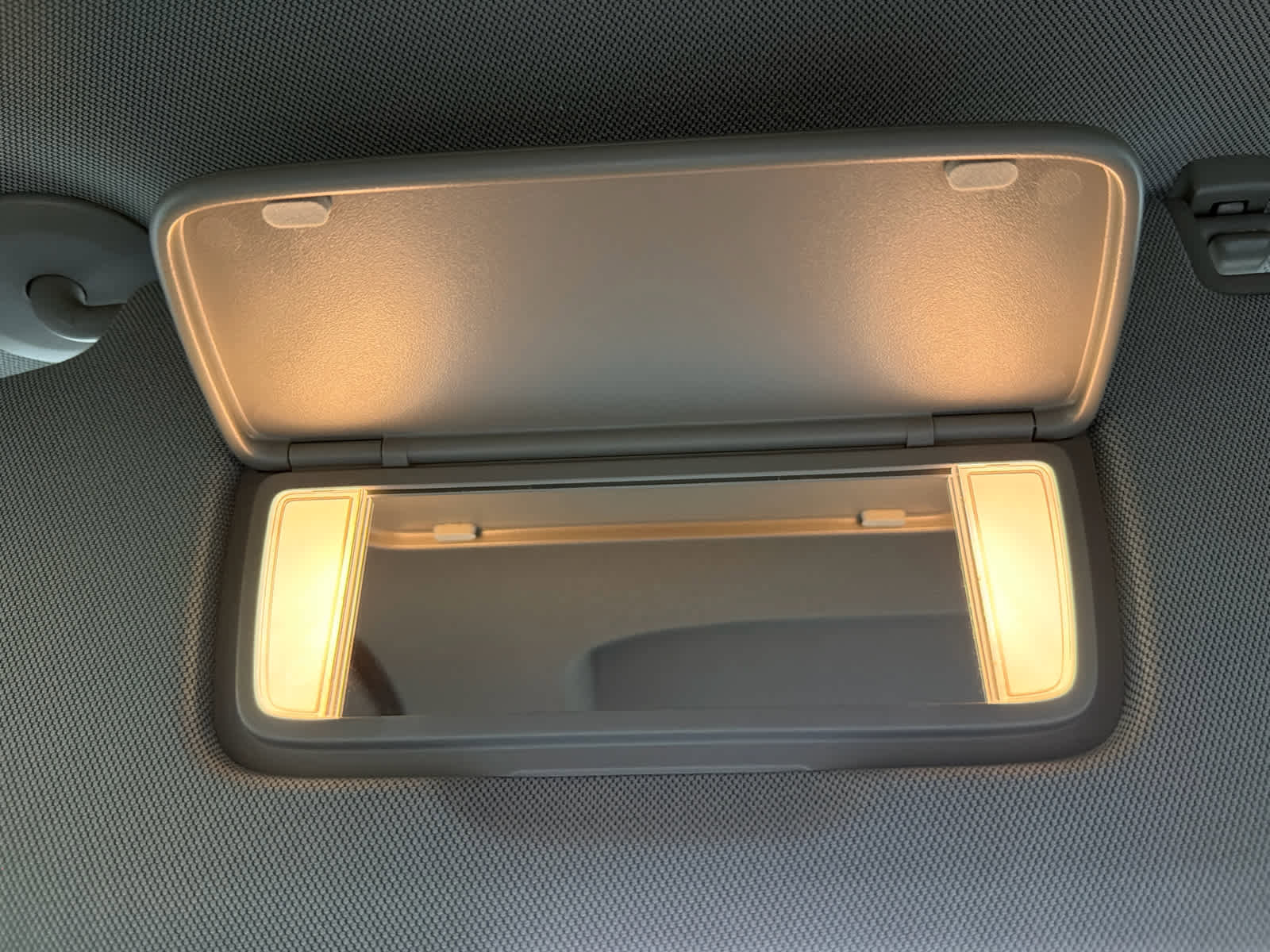 Used 2021 Cadillac XT4 Premium Luxury FWD image 55