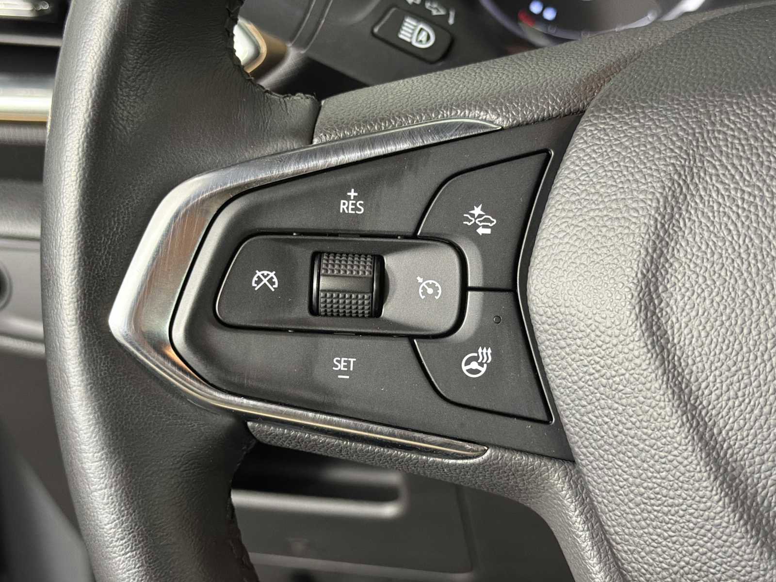 Used 2023 Chevrolet TrailBlazer ACTIV w/ Sun and Liftgate Package image 23