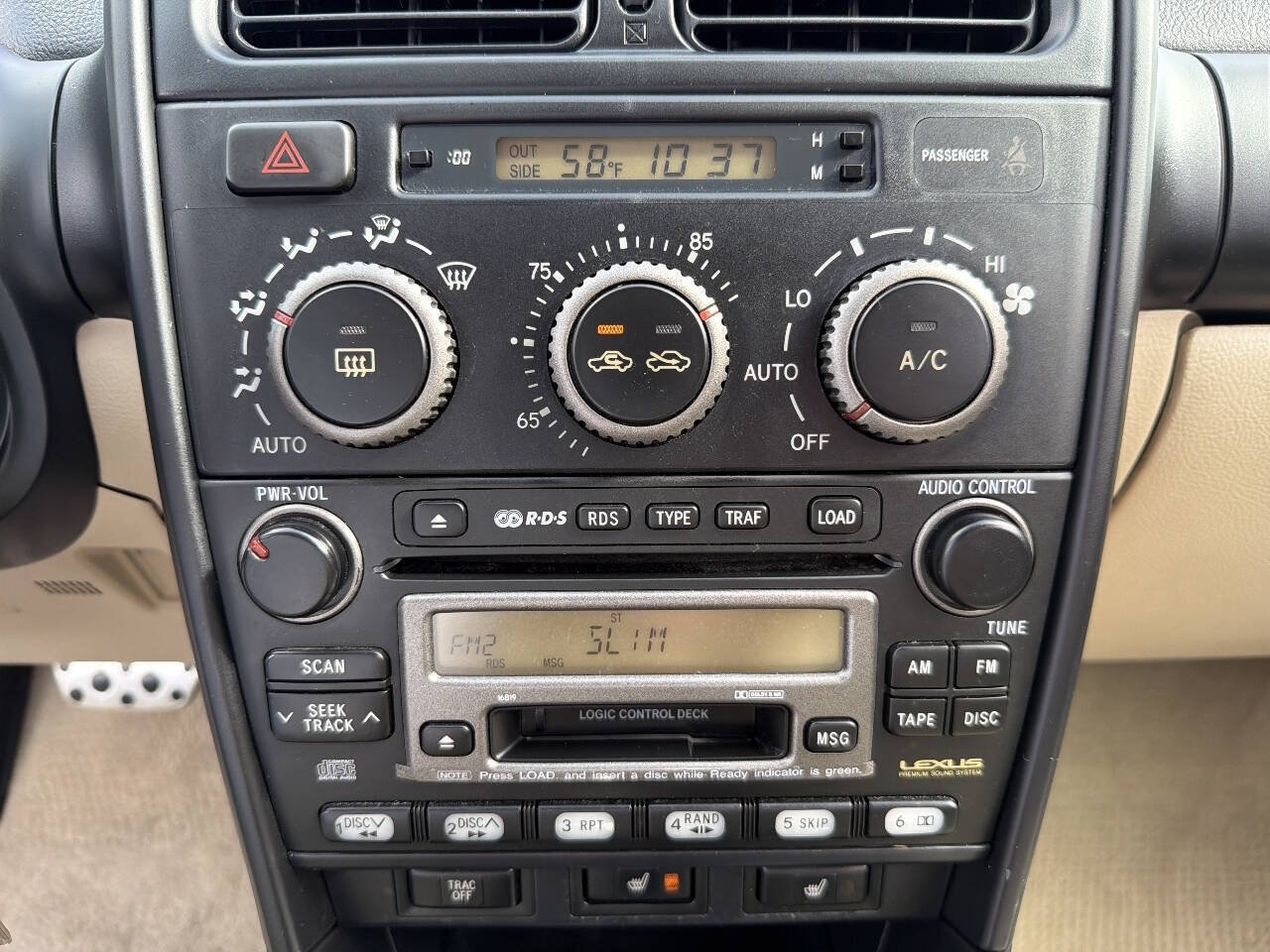Used 2001 Lexus IS 300 RWD image 30