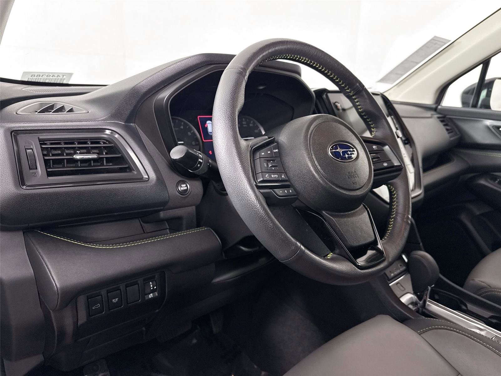 Used 2024 Subaru Ascent Onyx Edition image 13