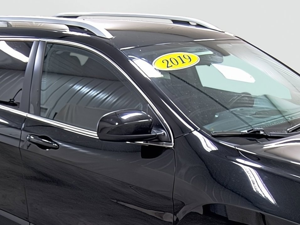 Used 2019 Jeep Cherokee Latitude w/ Cold Weather Group image 15