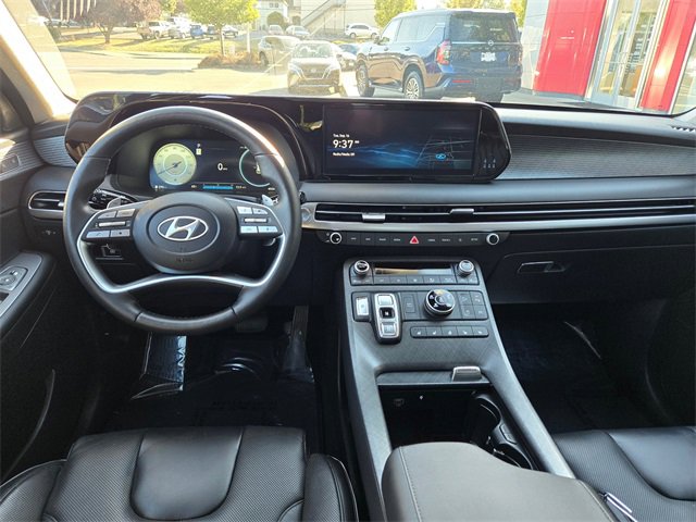 Used 2023 Hyundai Palisade Limited w/ Cargo Package image 19