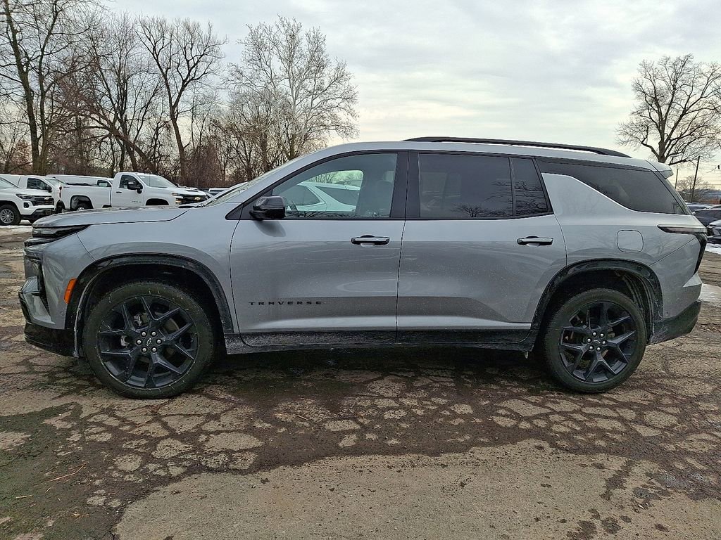 Used 2024 Chevrolet Traverse RS image 5