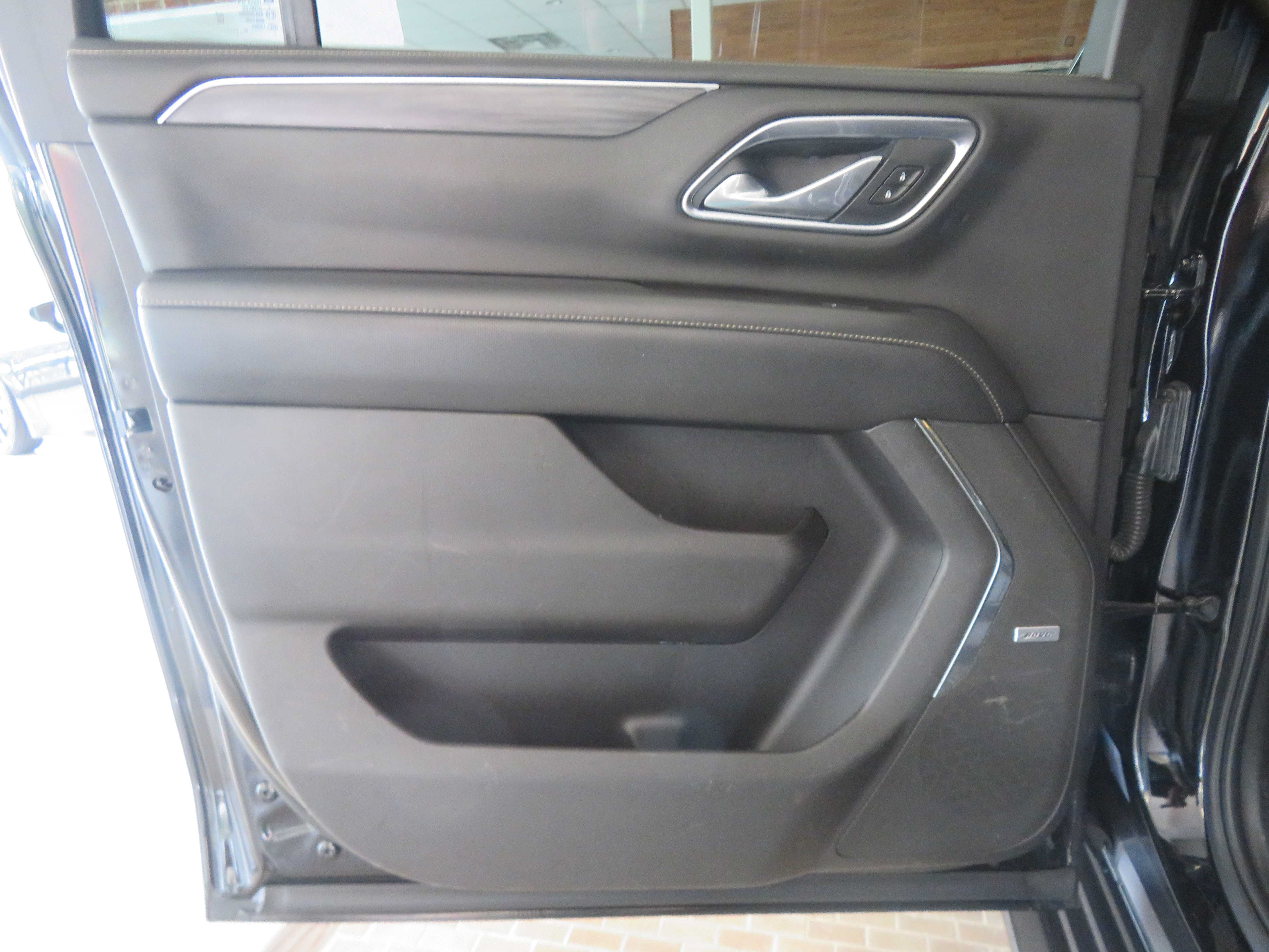 Used 2021 GMC Yukon XL SLT RWD image 18