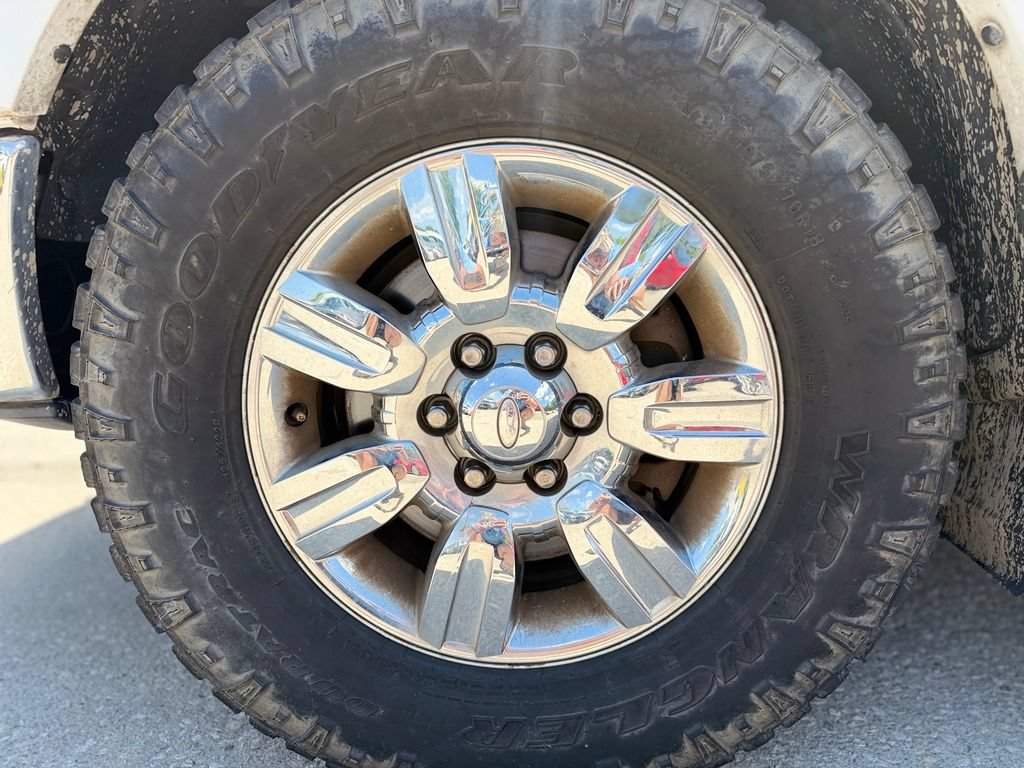 Used 2010 Ford F150 Lariat RWD image 9