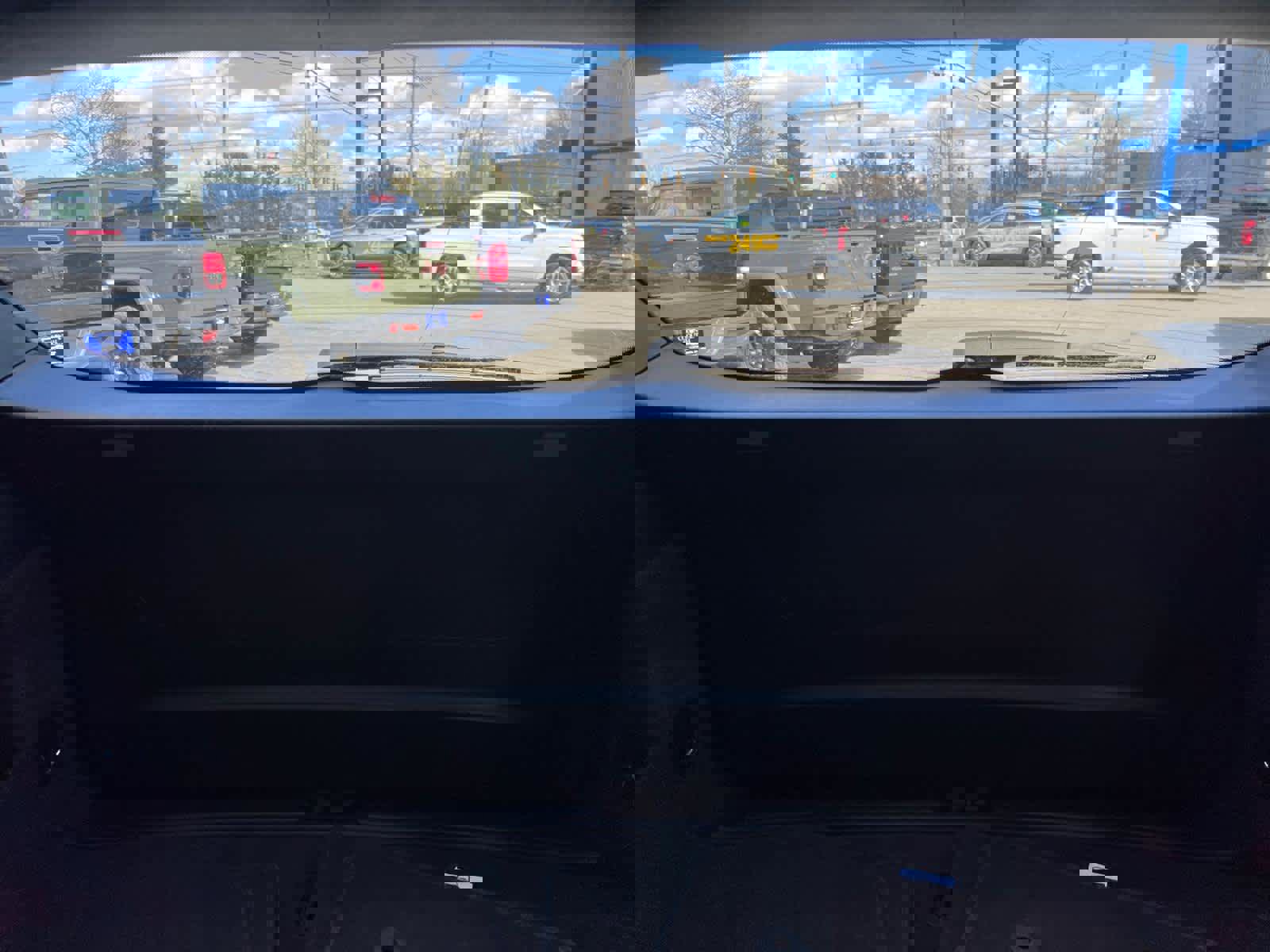 Certified 2025 Buick Envision Preferred image 38