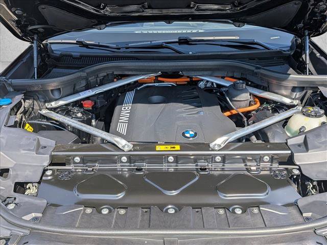 Used 2026 BMW X5 xDrive50e AWD/4WD image 25