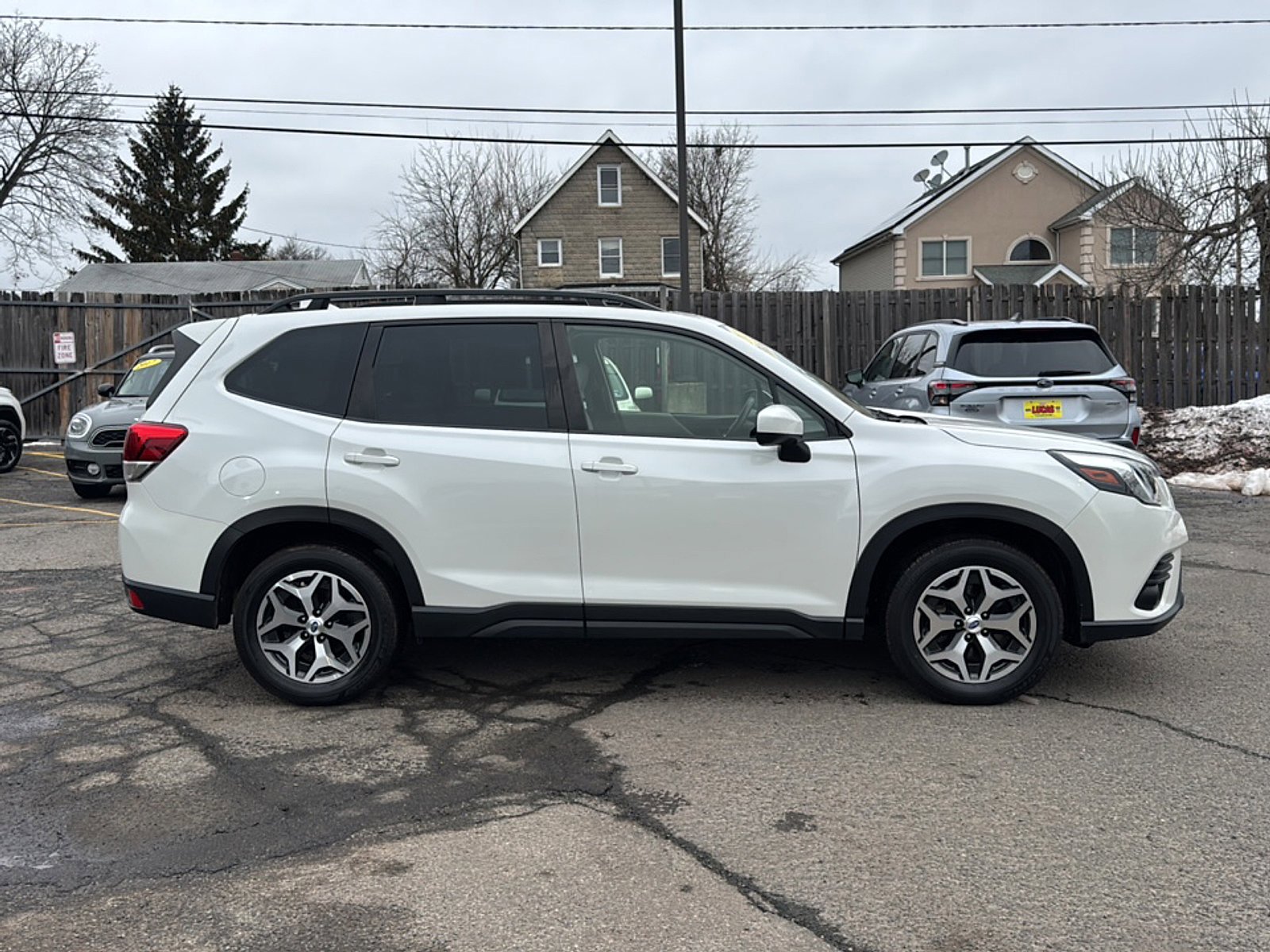 Certified 2023 Subaru Forester Premium AWD/4WD image 9