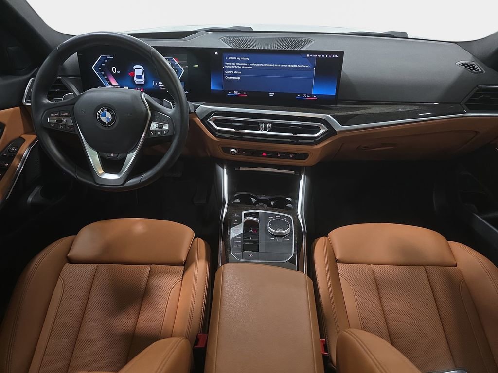 Used 2023 BMW 330i xDrive Sedan w/ Premium Package image 9
