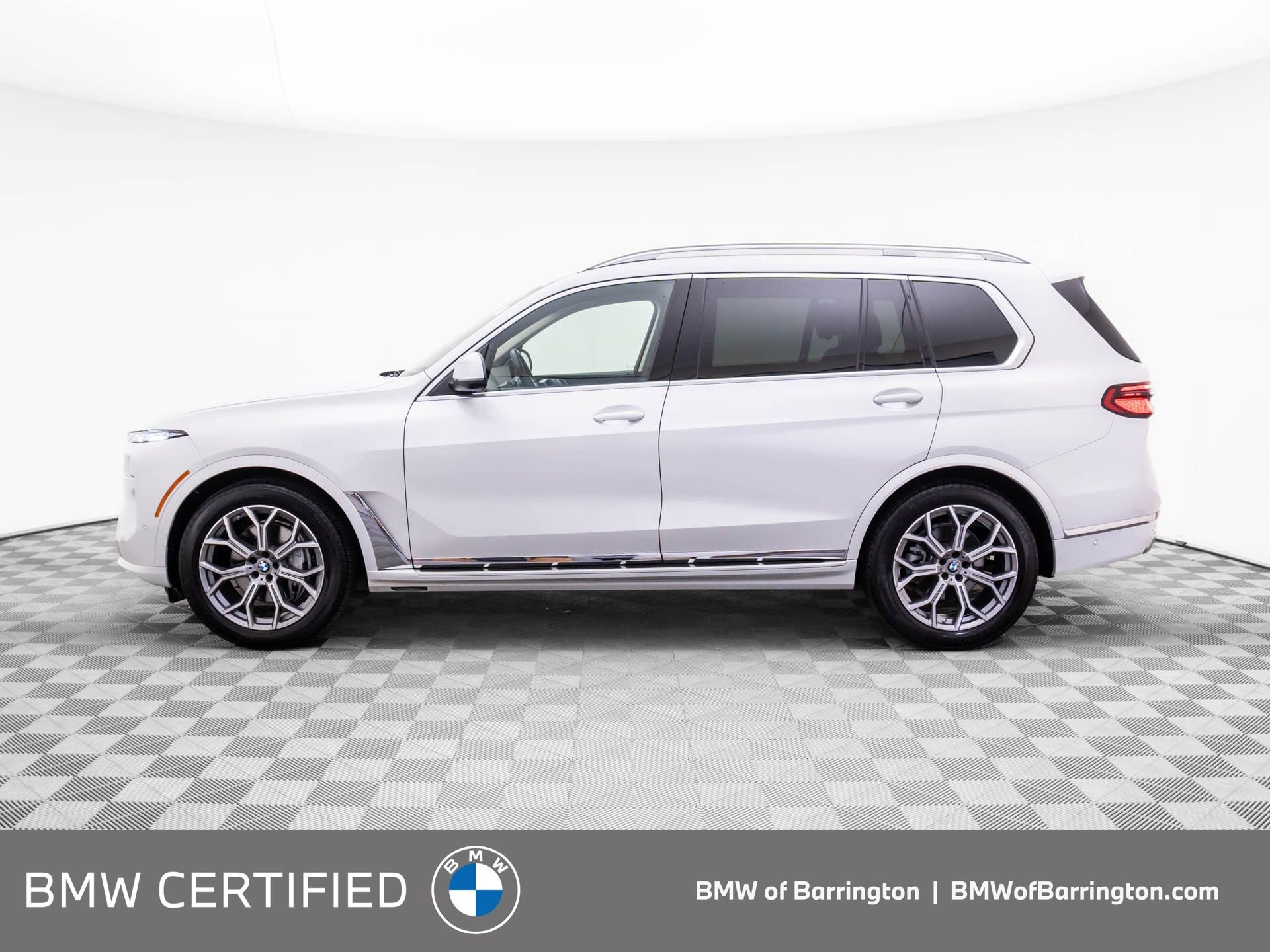 Certified 2025 BMW X7 xDrive40i w/ Executive Package video 2