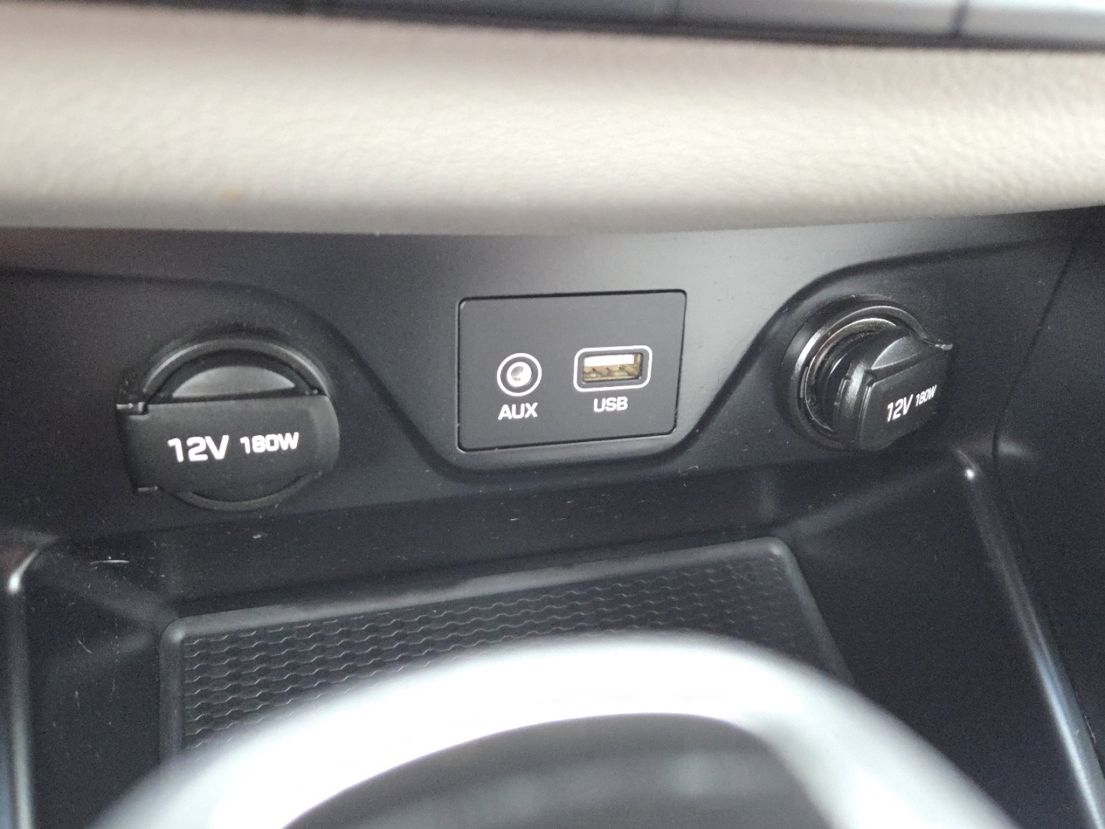 Used 2017 Hyundai Tucson SE image 27