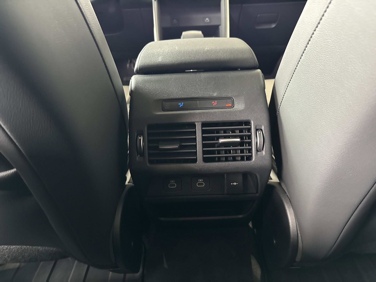 Certified 2025 Land Rover Discovery Sport S image 17