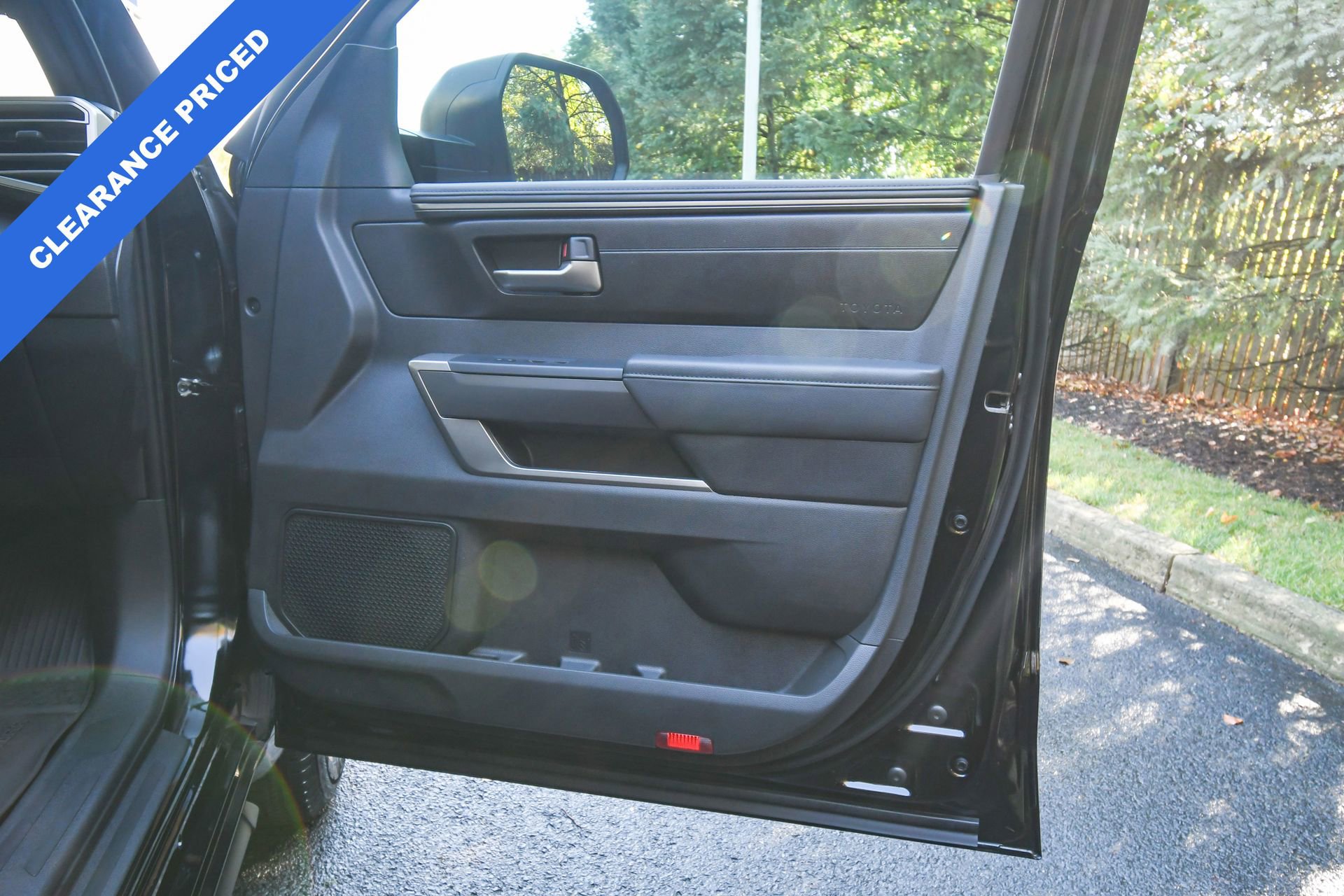 Used 2025 Toyota Tundra SR5 image 44