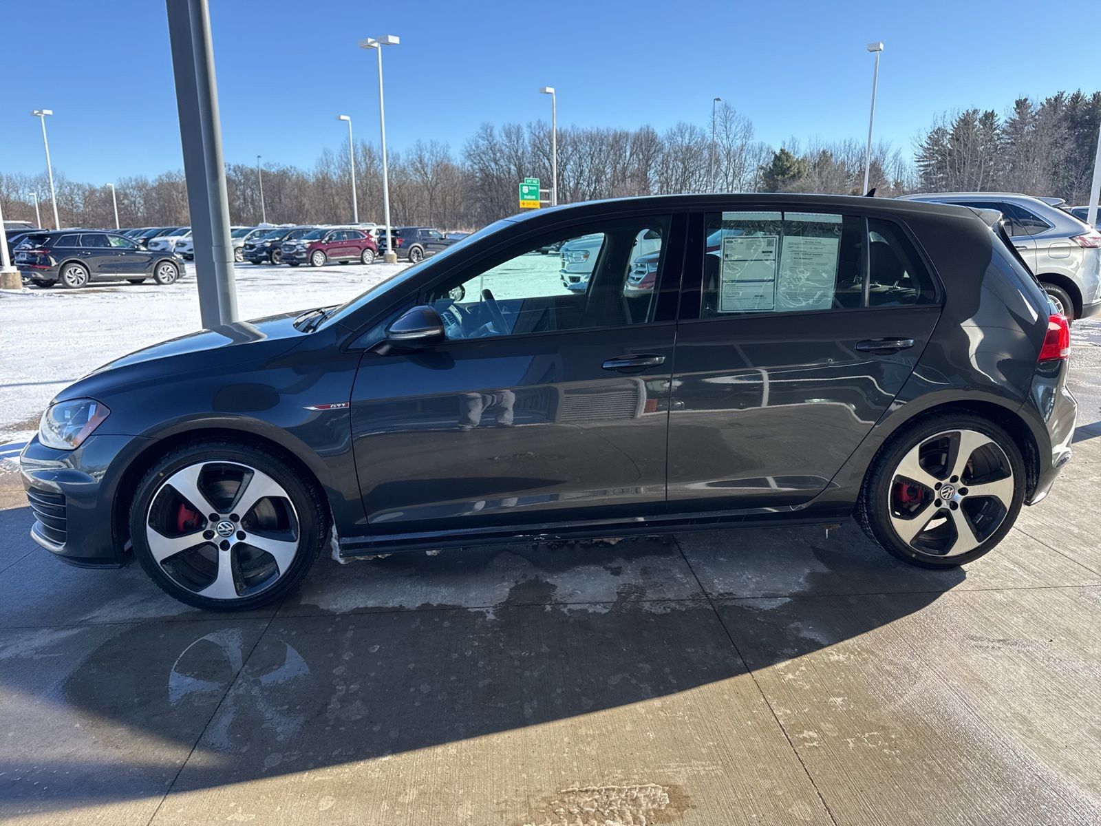Used 2017 Volkswagen GTI S image 4