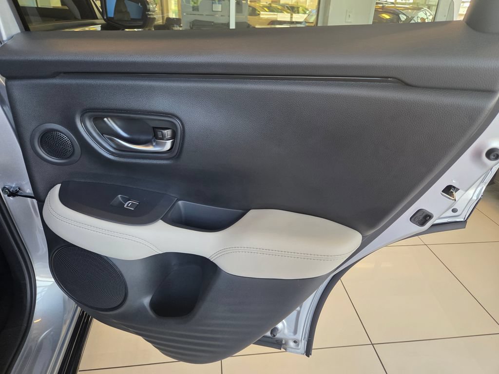 Certified 2027 Honda HR-V EX-L image 24