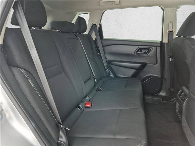 Used 2024 Nissan Rogue S FWD image 22