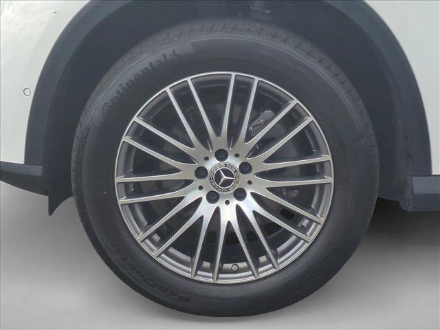 Used 2024 Mercedes-Benz GLC 300 4MATIC image 25