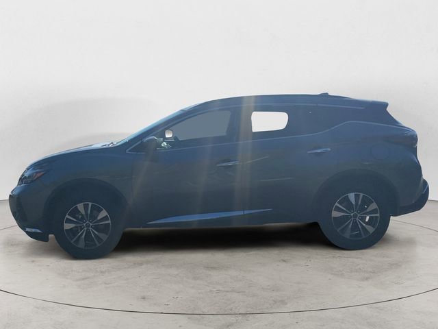 Used 2023 Nissan Murano SV image 2