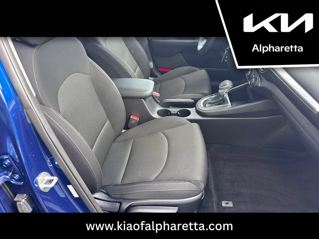 Used 2021 Kia Forte LXS FWD image 12