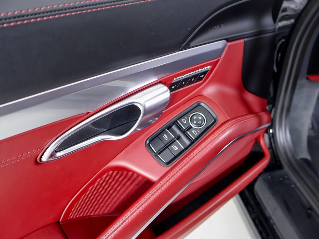 Certified 2017 Porsche 911 Carrera S RWD image 17