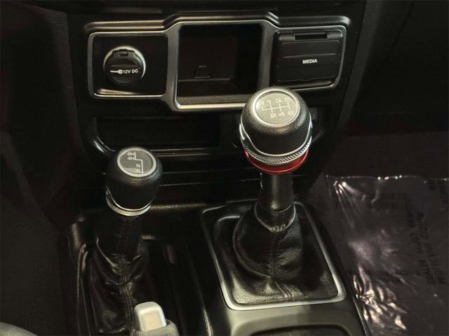Certified 2022 Jeep Gladiator Sport image 22