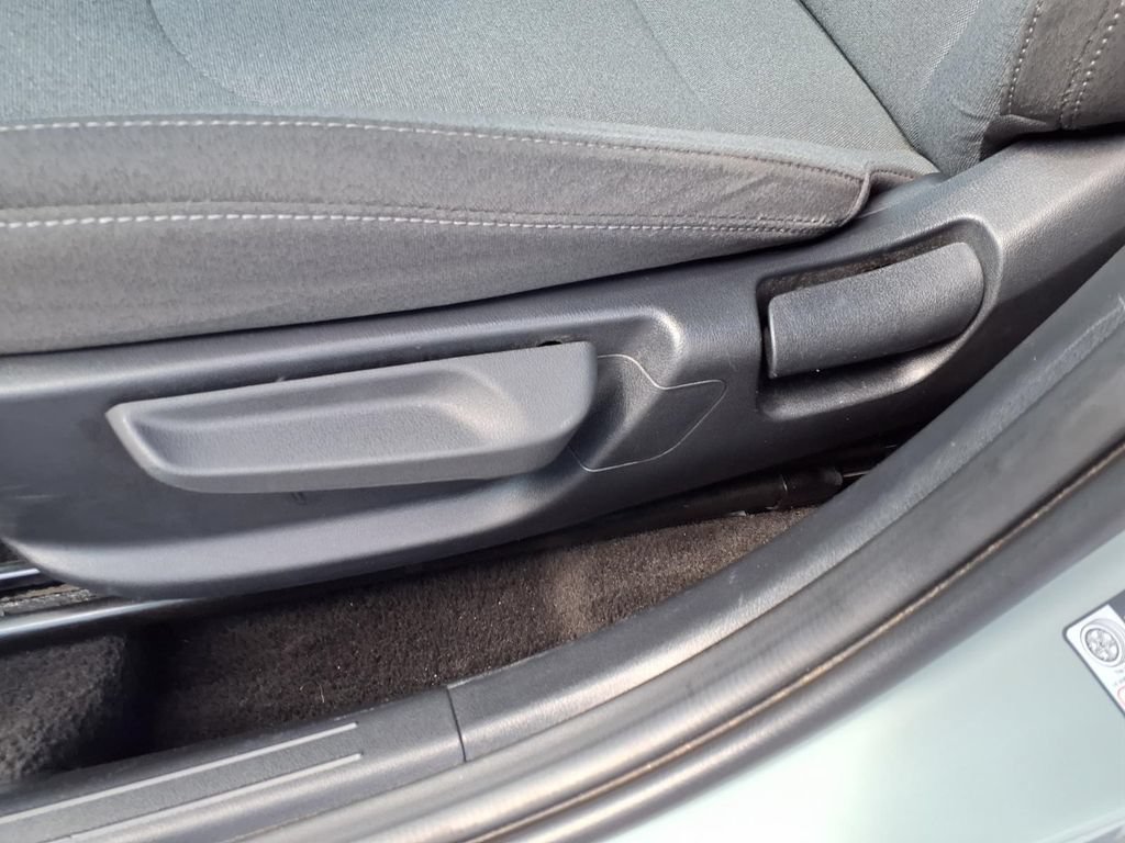 Used 2025 Kia K4 FWD image 21