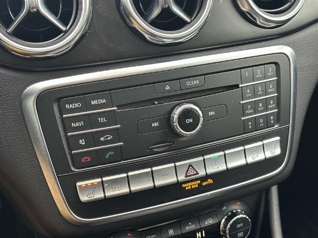 Used 2018 Mercedes-Benz GLA 250 4MATIC image 31
