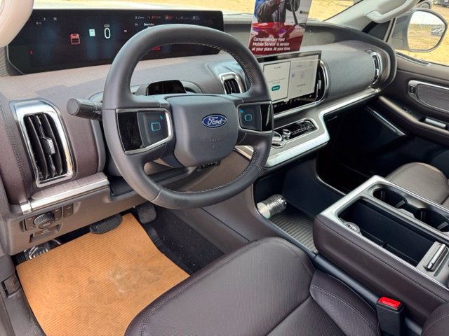 New 2026 Ford Expedition Max Platinum w/ Platinum Ultimate Package AWD/4WD image 14