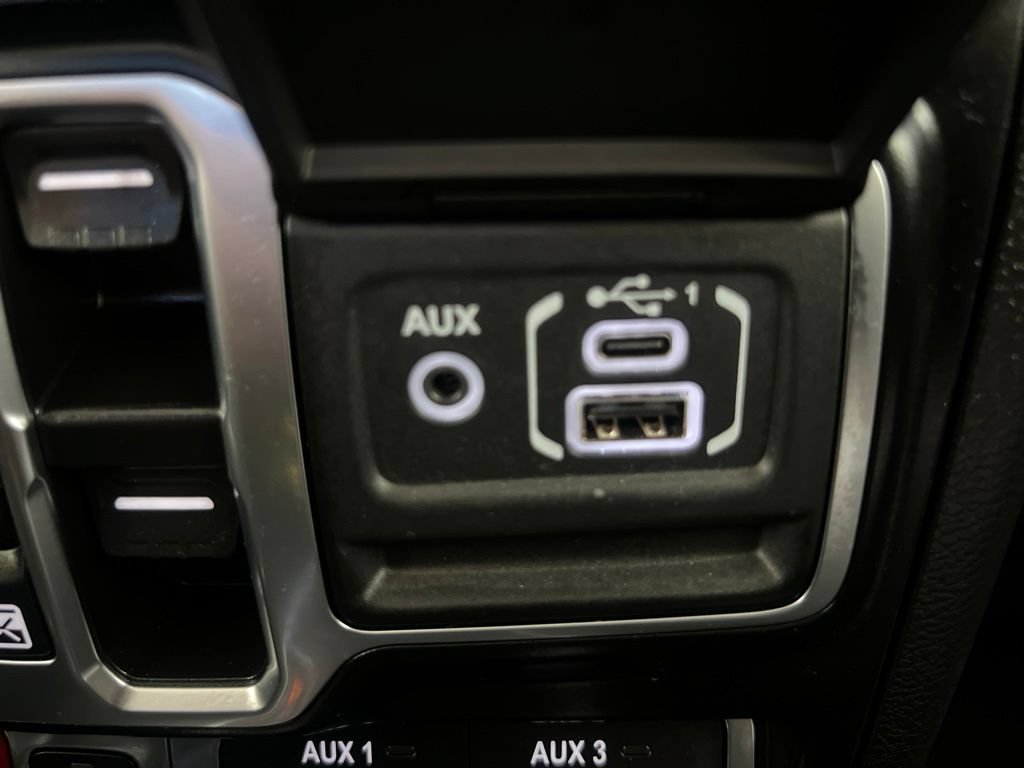 Used 2023 Jeep Wrangler Unlimited Rubicon 4xe AWD/4WD image 75