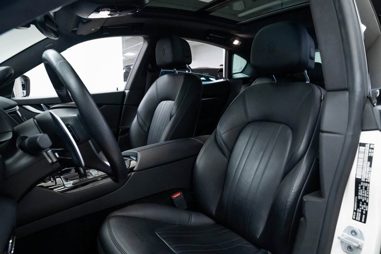 Used 2021 Maserati Levante S image 18