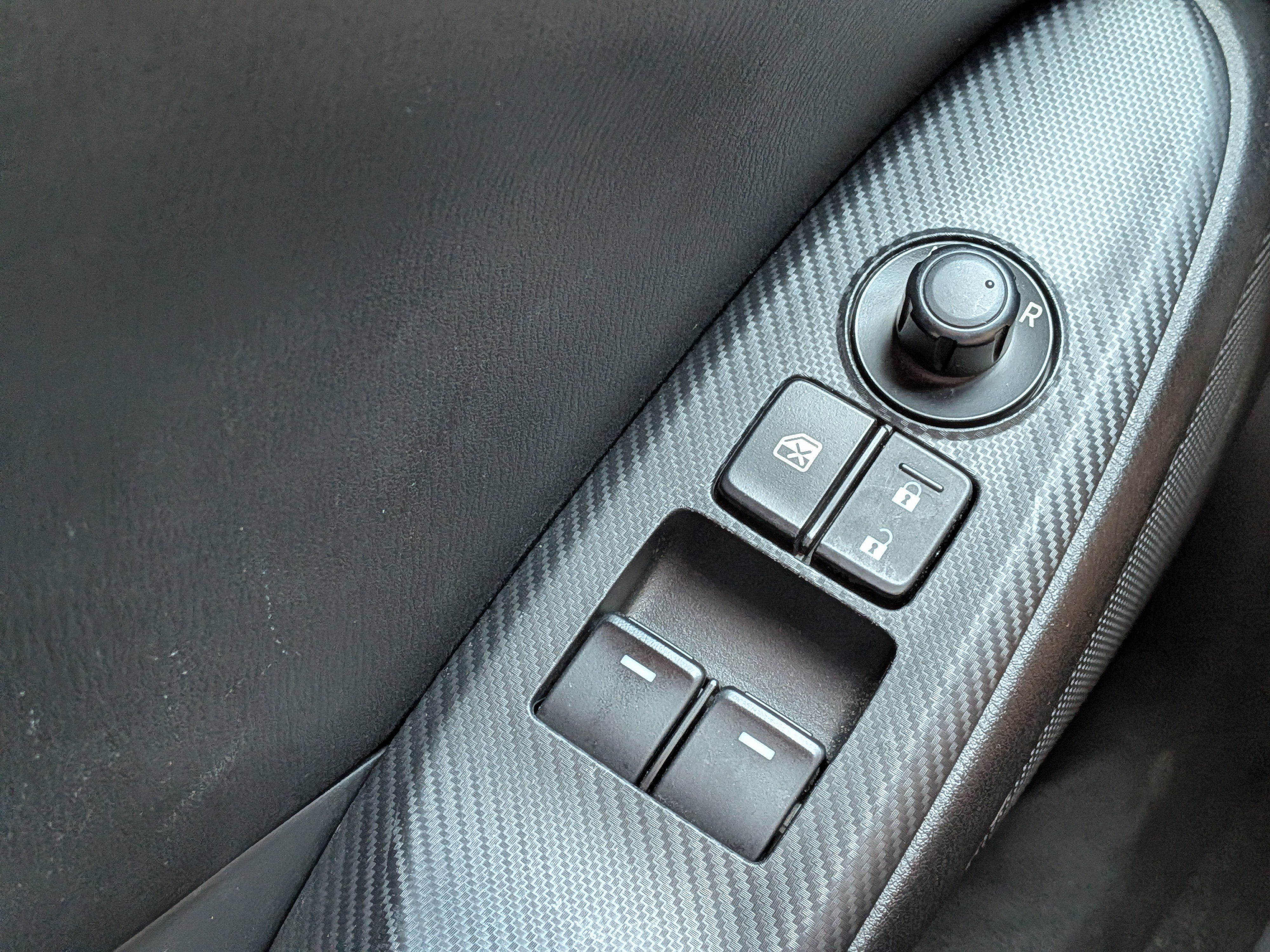 Used 2021 MAZDA MX-5 Miata Sport RWD image 20