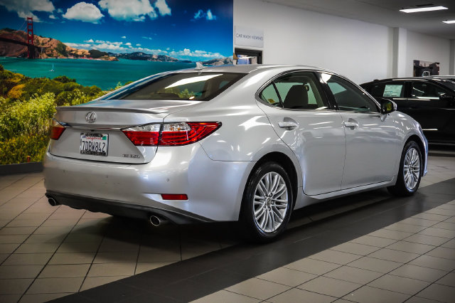 Used 2014 Lexus ES 350 w/ Premium Package FWD image 6