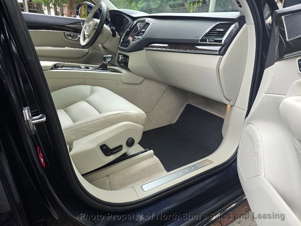 Used 2016 Volvo XC90 T6 Momentum w/ Momentum Plus Package image 10