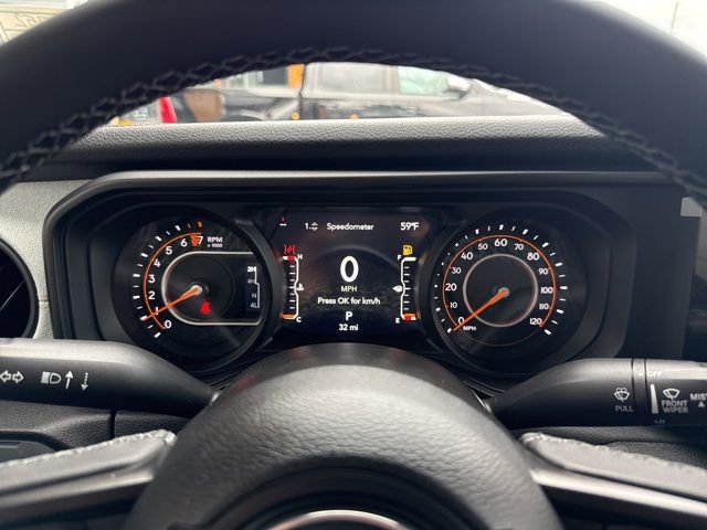 New 2025 Jeep Gladiator Sport image 10