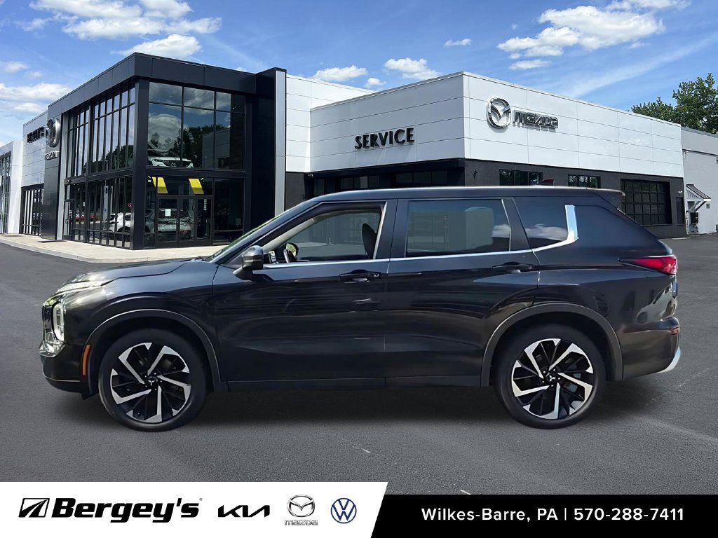 Used 2023 Mitsubishi Outlander SE AWD/4WD image 6