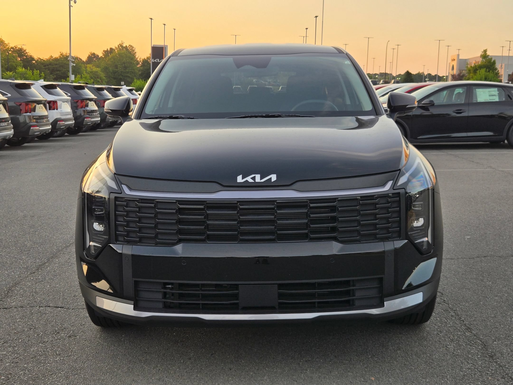 New 2026 Kia Sportage LX w/ LX Convenience Package FWD image 2