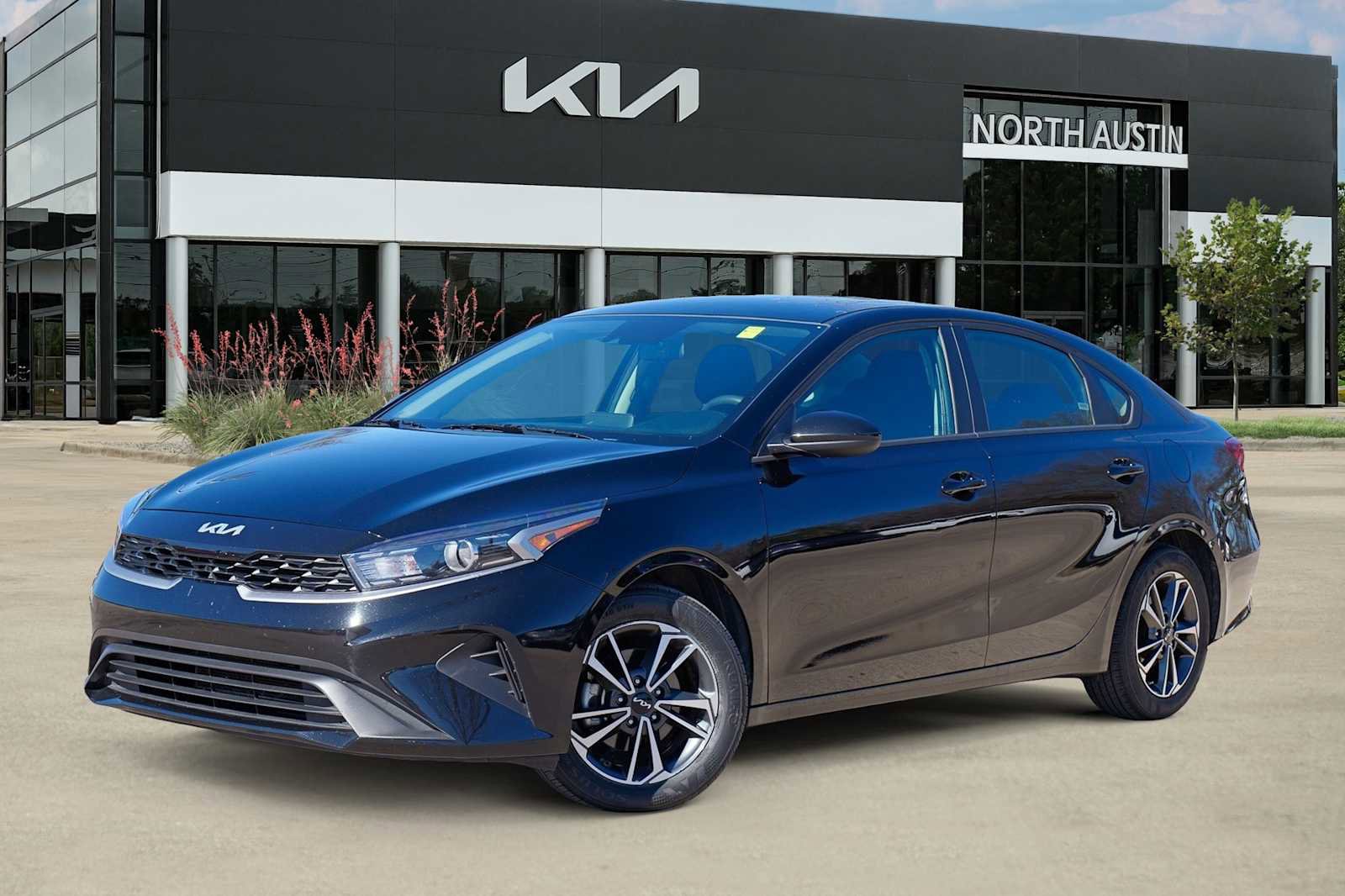 Certified 2024 Kia Forte LXS image 1