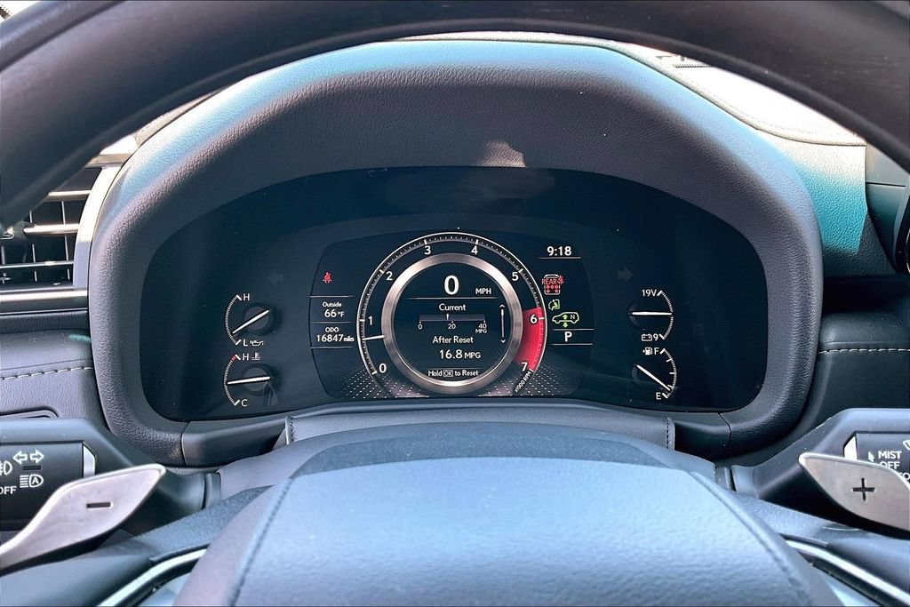 Used 2024 Lexus LX 600 4WD w/ Luxury Package image 22
