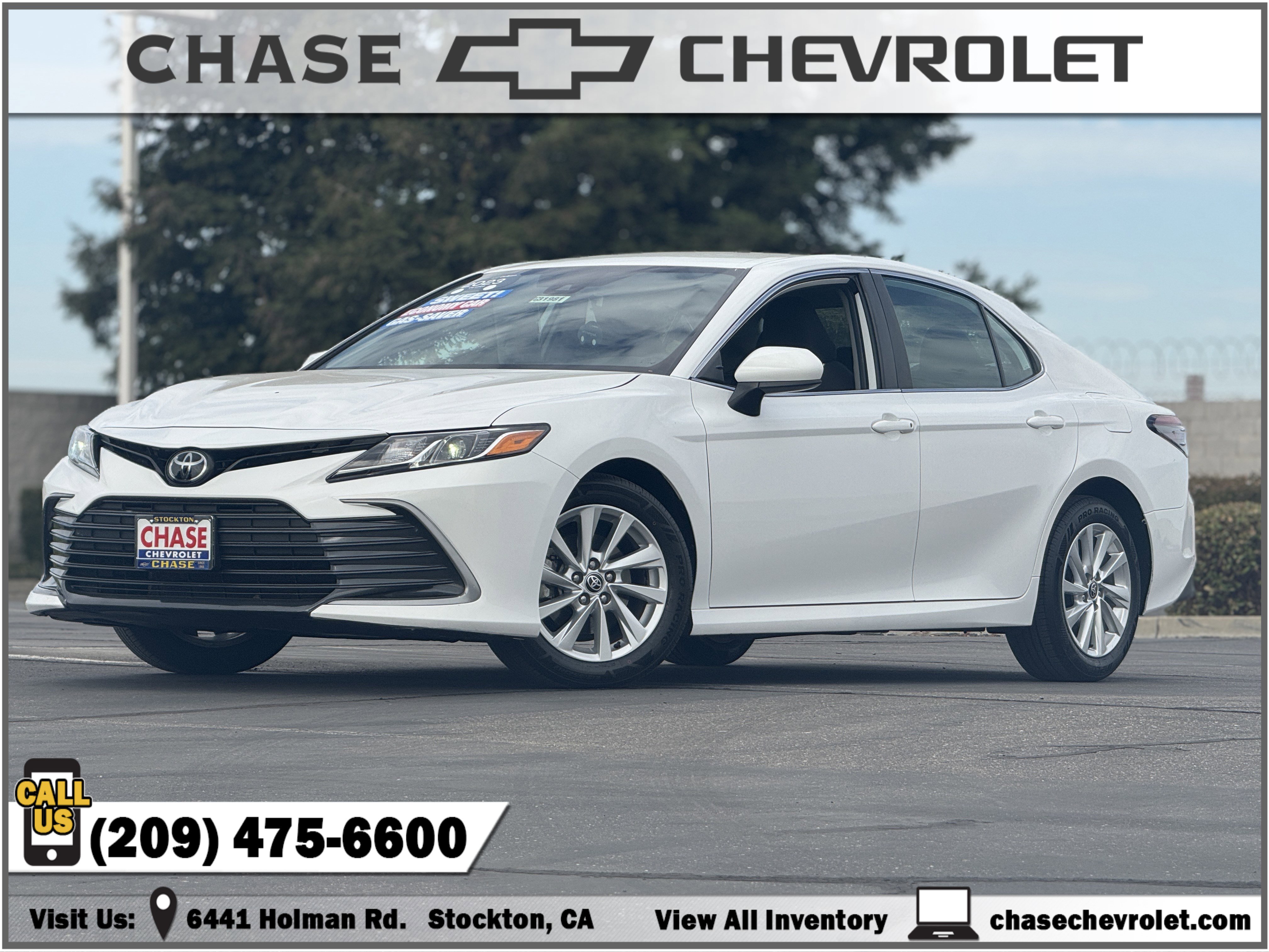 Used 2023 Toyota Camry LE image 1