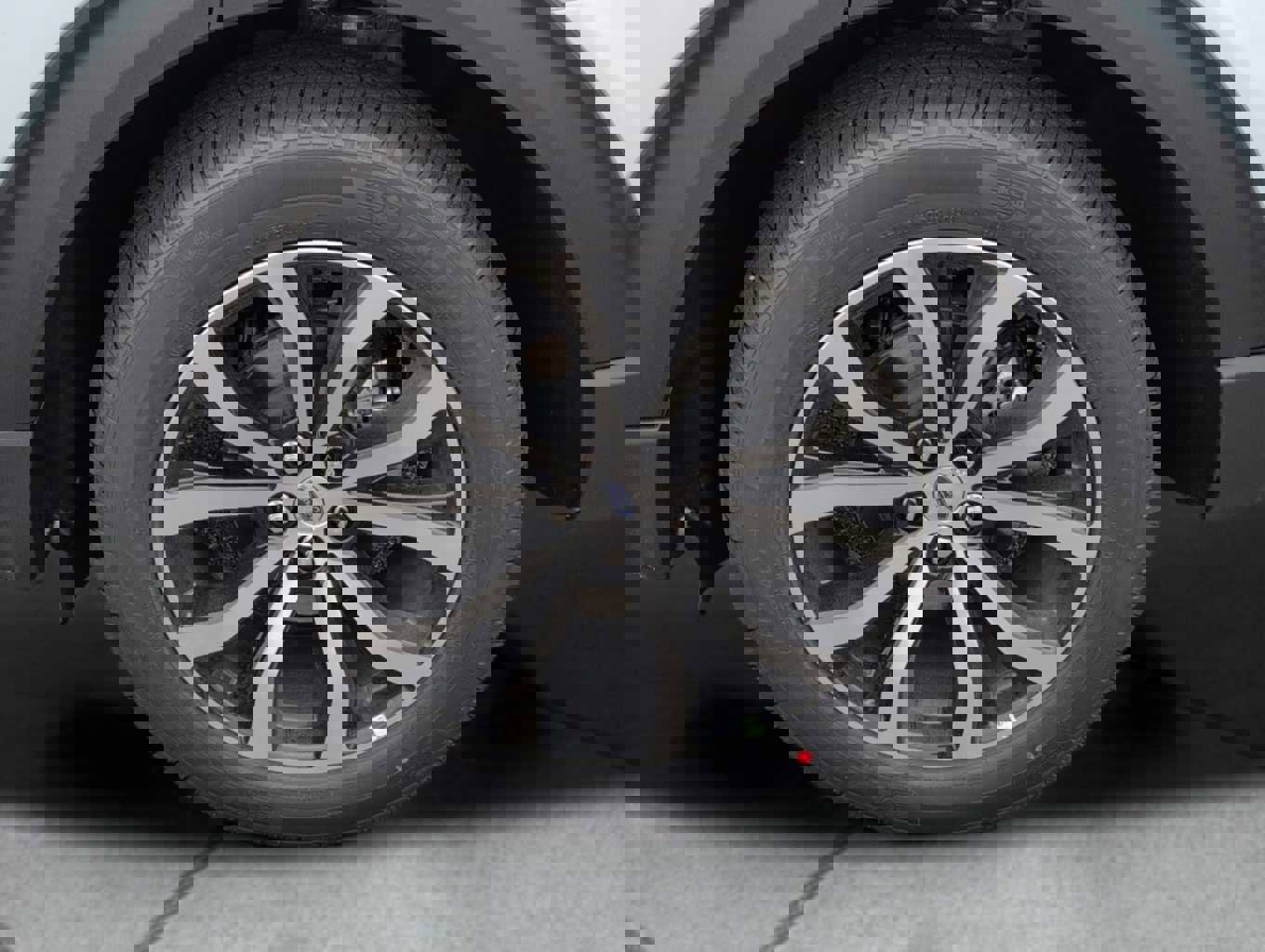 New 2026 Ford Explorer ST-Line image 12