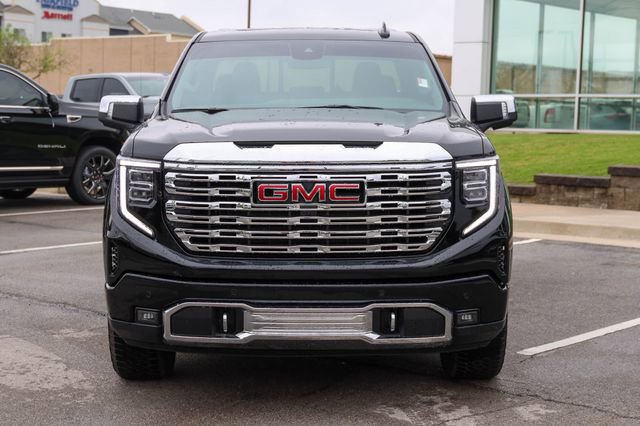 Used 2025 GMC Sierra 1500 Denali image 2