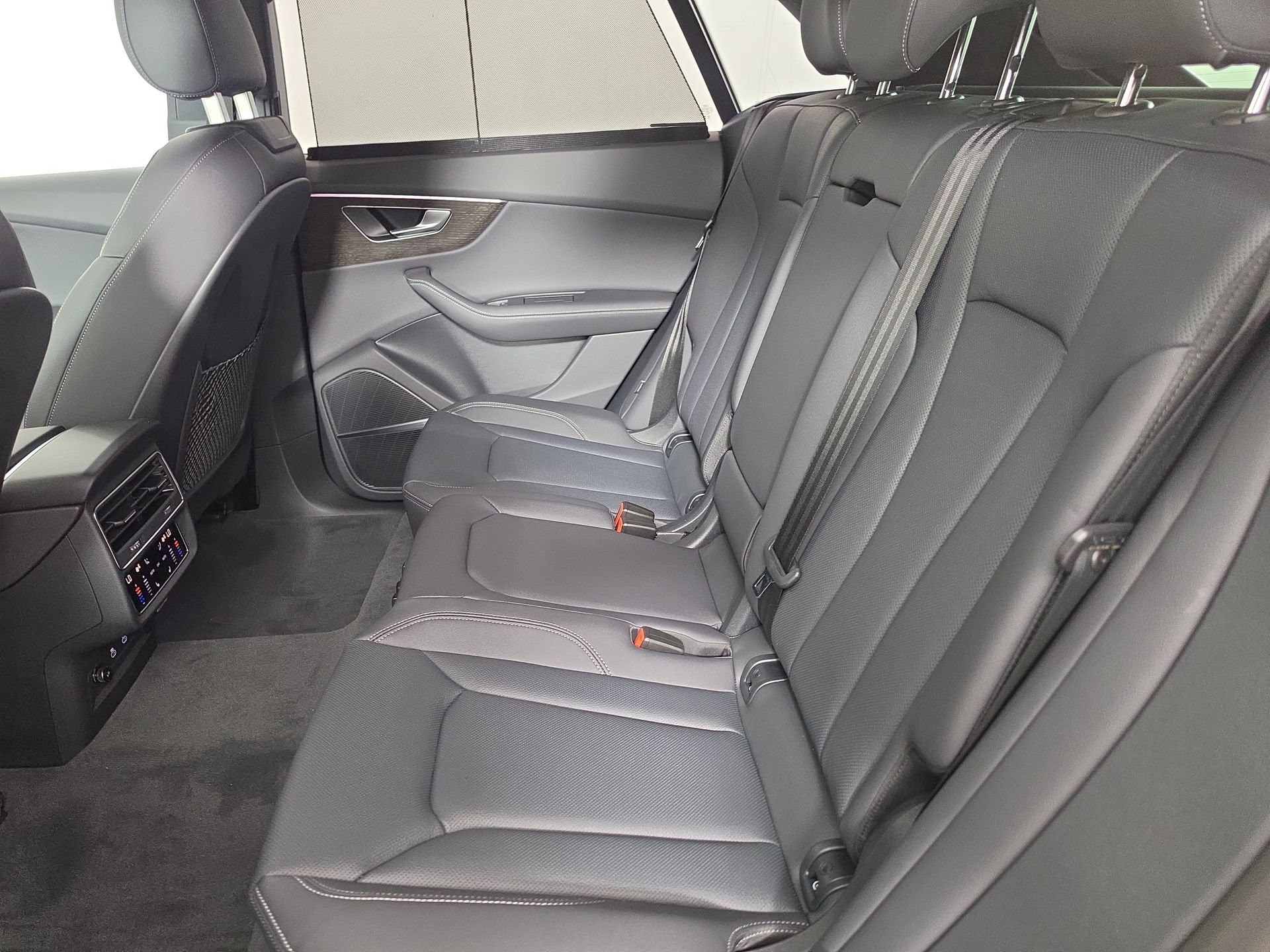 New 2026 Audi Q8 Premium Plus AWD/4WD image 36